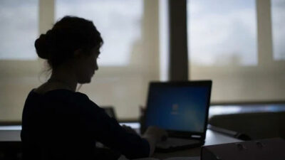 Yunanistan’da şaşırtan mesai saati kararı