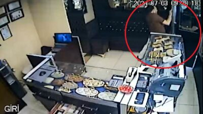 Bursa’da soygun girişimi! Kuyumcu çetin ceviz çıktı