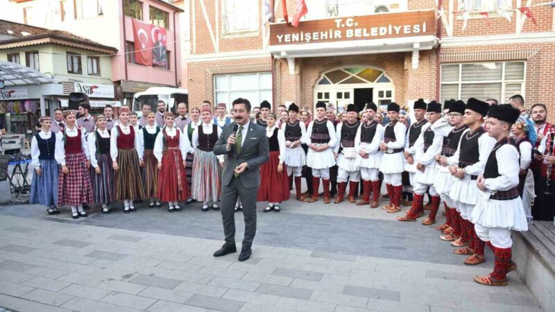Bursa Festivali’nin yeni durağı Yenişehir oldu 36’ncı Altın Karagöz Halk Dansları Yarışması’na katılan Letonya ve Kuzey