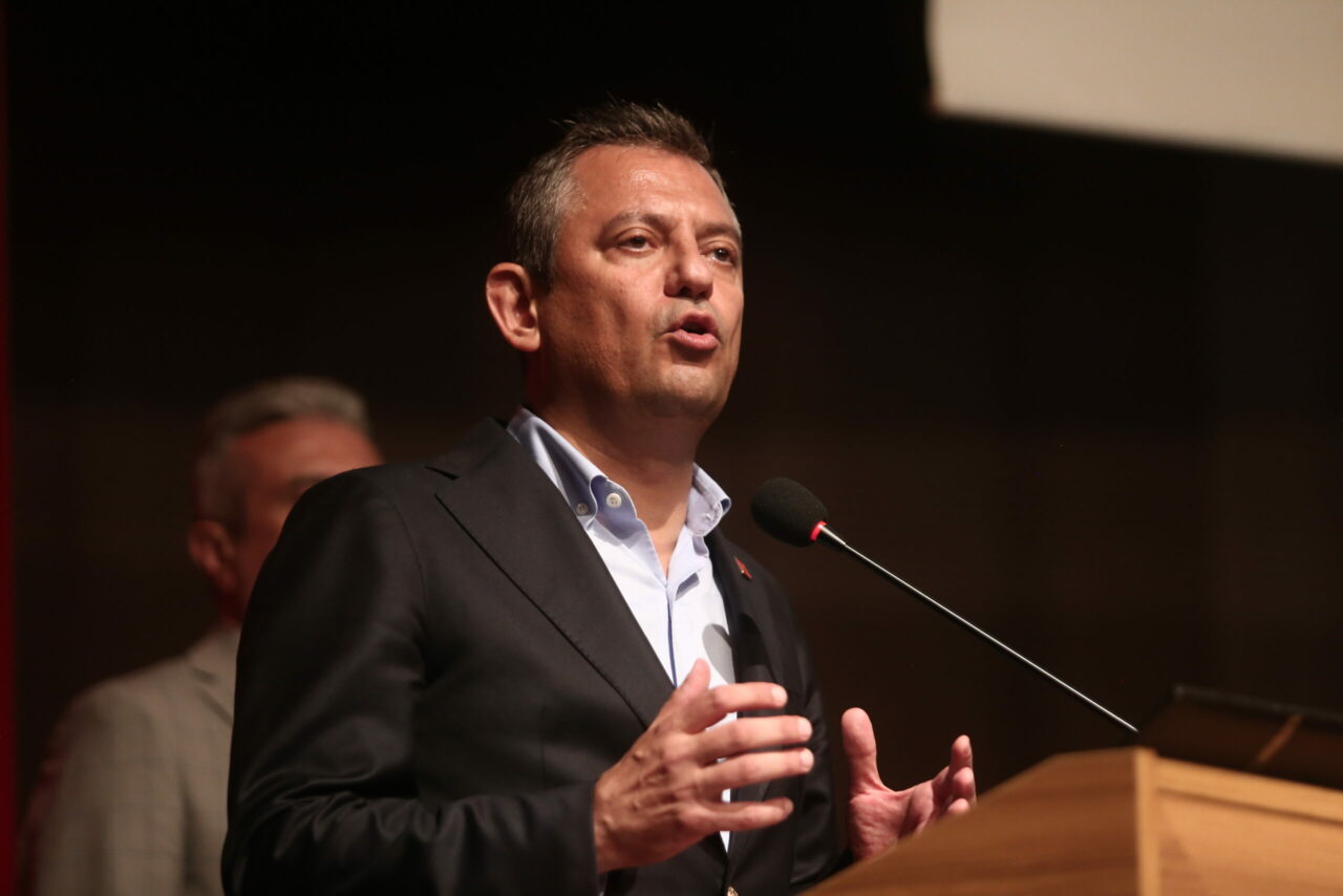 CHP olağanüstü kurultaya gidiyor! Tarih belli oldu