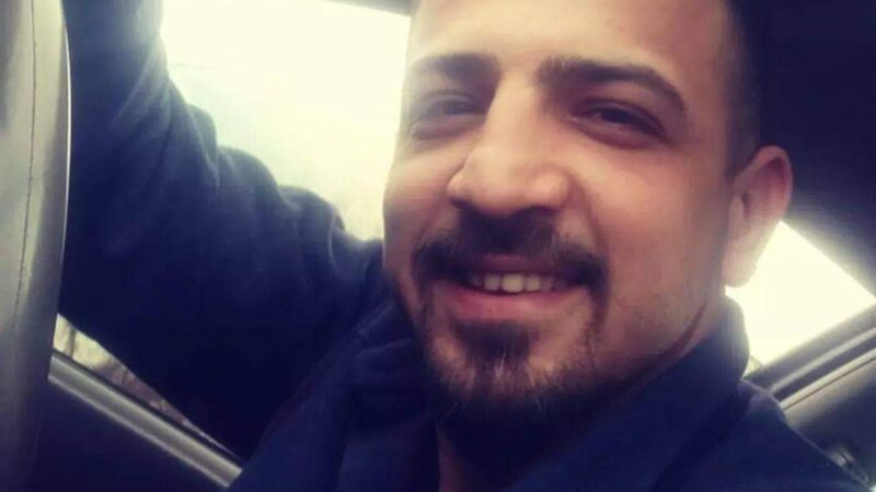 Bursa'nın Orhangazi ilçesinde sürücüsünün kontrolünden çıkıp park halindeki tırın altına