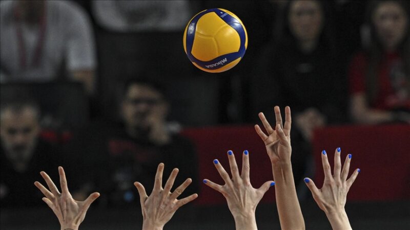 A Milli Kadın Voleybol Takımı'nın, Fransa'nın başkenti Paris'te yapılacak 2024