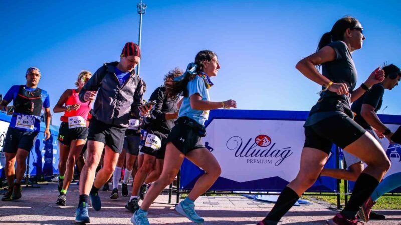 Uludağ Premium Ultra Trail başlıyor! Uludağ Premium Ultra Trail, 35 ülkeden 2 bin 660 sporcunun