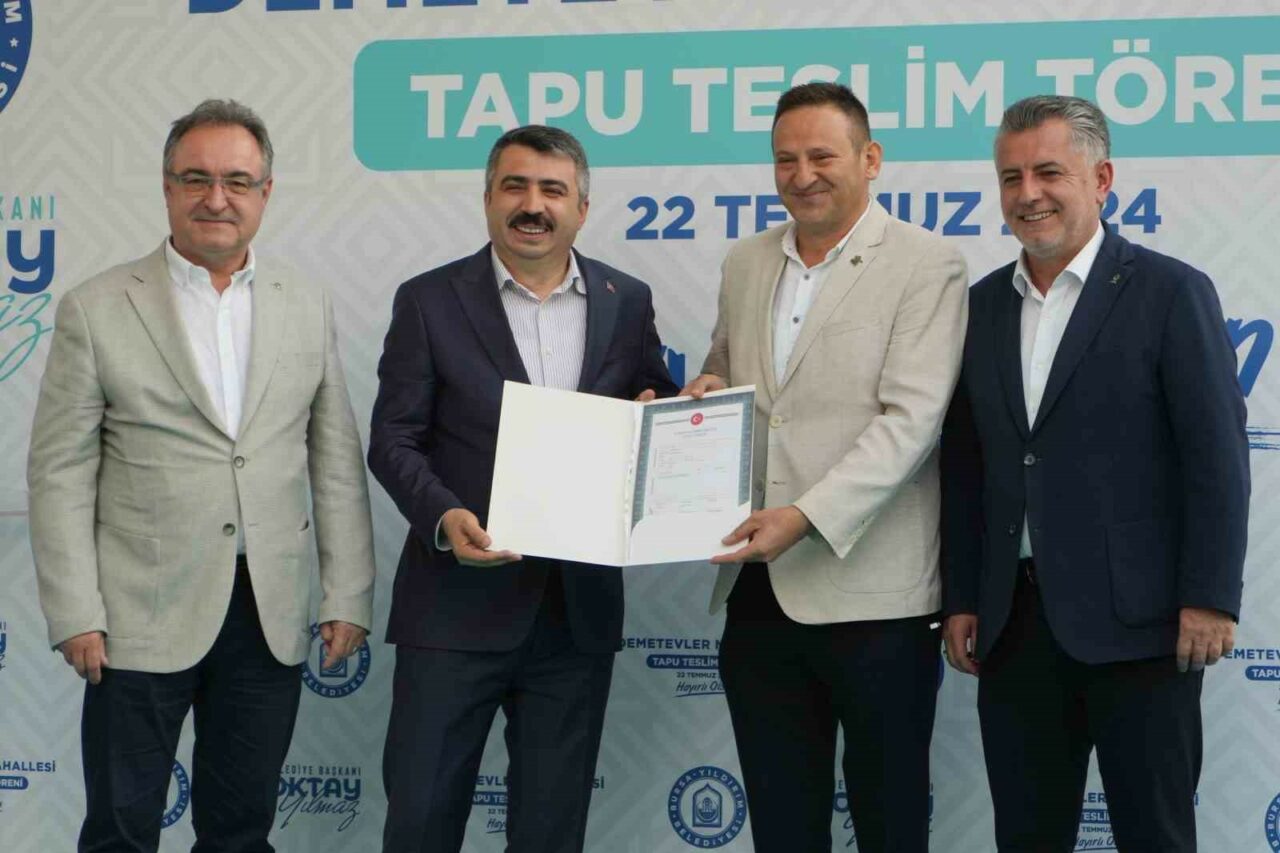 Bursa’da bin 237 hak sahibi tapularını teslim aldı