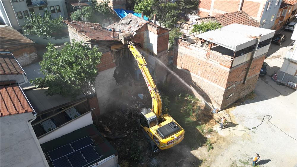 Bursa’nın bu ilçesinde nefes aldıran yıkım