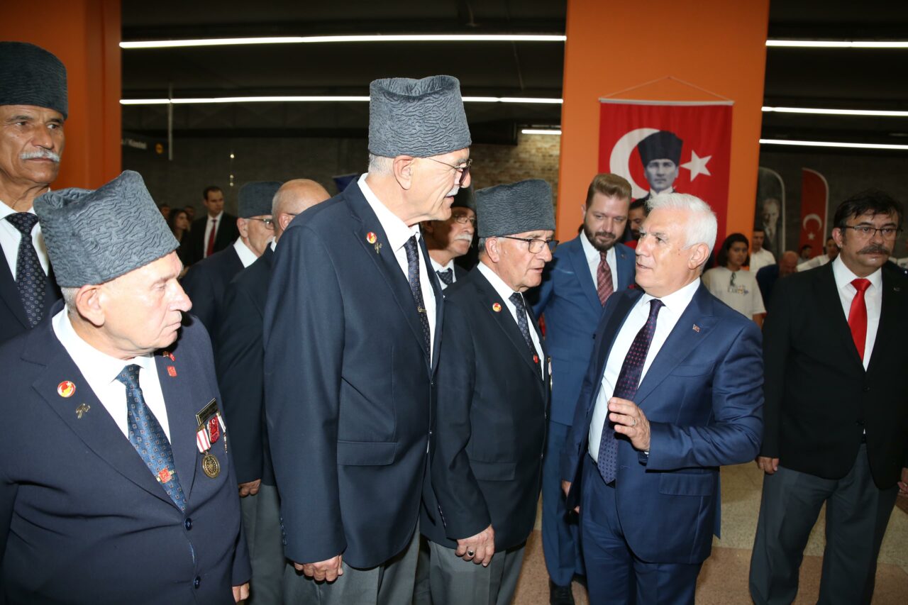 Bursa’da ‘Hepimizin Zaferi’ fotoğraf sergisi 2 34603 MTY2ZDFjYz