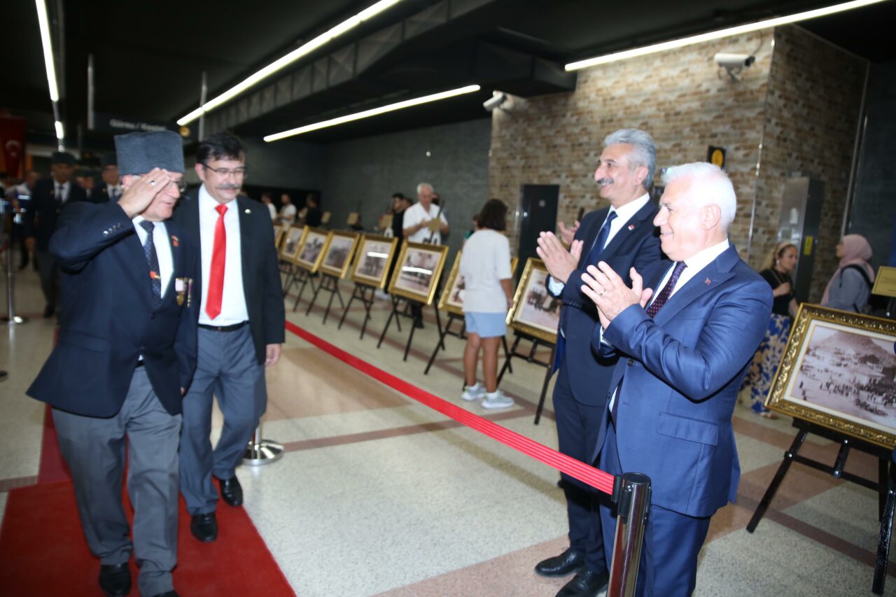 Bursa’da ‘Hepimizin Zaferi’ fotoğraf sergisi 1 34603 MTY2ZDFjYz 7