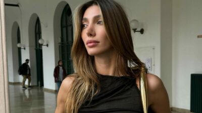 Bikinisiyle buz banyosu!