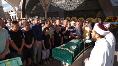 Oyuncu Tuncay Akça son yolculuğuna uğurlandı