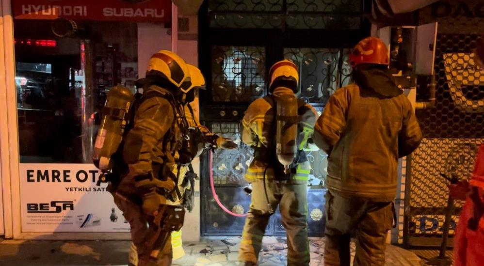 Bursa’da iş merkezinde yangın