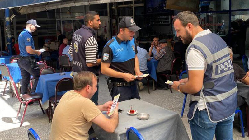 Bursa’da polis, dolandırıcılığa karşı broşür dağıttı Karacabey Emniyet Müdürlüğü Toplum Destekli Büro Amirliği, Polis Merkezi Amirliği