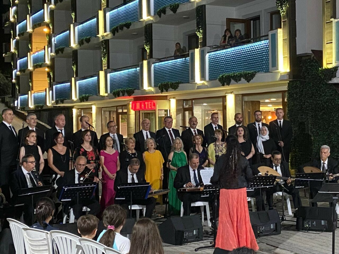 Bursa'nın marka bölgesinde unutulmaz gece! 1 AW268479 03