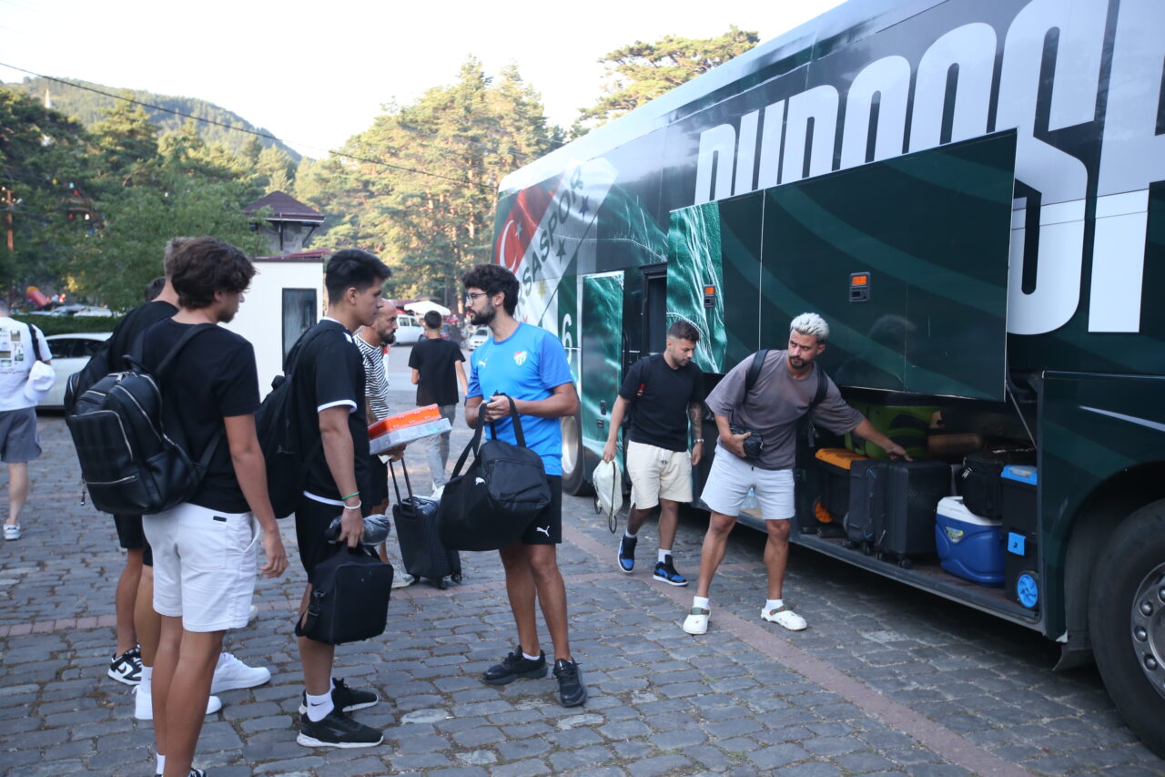 Bursaspor’un Bolu kampı başladı! İşte ilk görüntüler… Bursaspor’un Bolu kampı başladı! İşte ilk görüntüler…