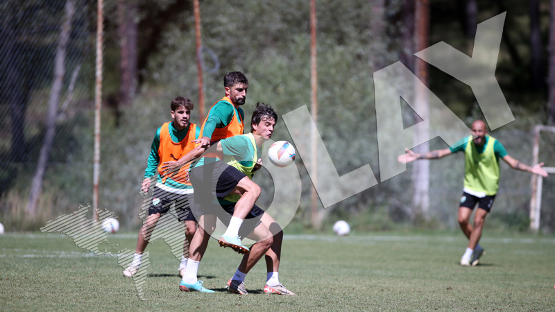 Bursaspor’da kıran kırana antrenman