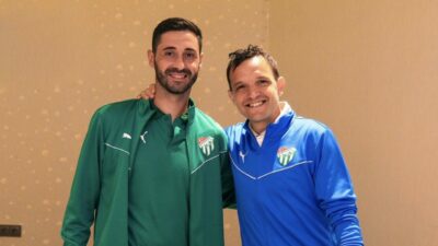 Bursaspor’un yeni transferi kampa katıldı
