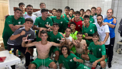 Bursaspor’un gençleri 3’te 3 yaptı