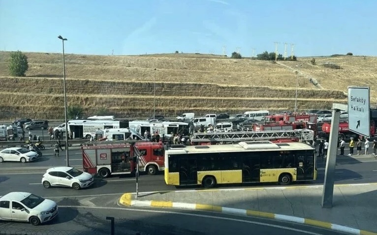 İstanbul’da metrobüs kazası: 5 ağır yaralı