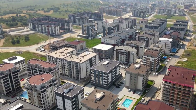 Bursa’nın yeni yerleşim yerinde büyük sorun! Çileli vatandaşa Büyükşehir’den müjde… Bursa’nın yeni yerleşim yerinde büyük sorun! Çileli vatandaşa Büyükşehir’den müjde…