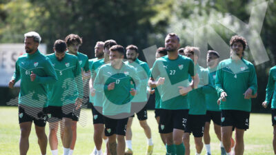 Bursaspor’un antrenmanında davetsiz misafirler!