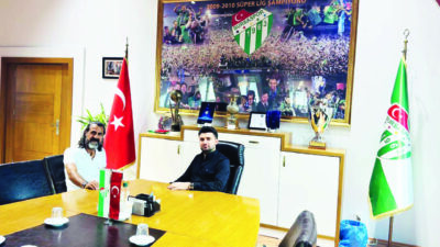 Bursaspor tesislerinde Kurtlar Vadisi rüzgarı!