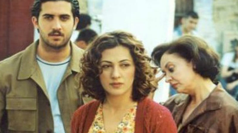 Uzun zamandır ortalarda yoktu: Türkiye’ye kesin dönüş yaptı Türk televizyon tarihinin unutulmaz yapımlarından biri olan Yılan Hikayesi'nde hayat