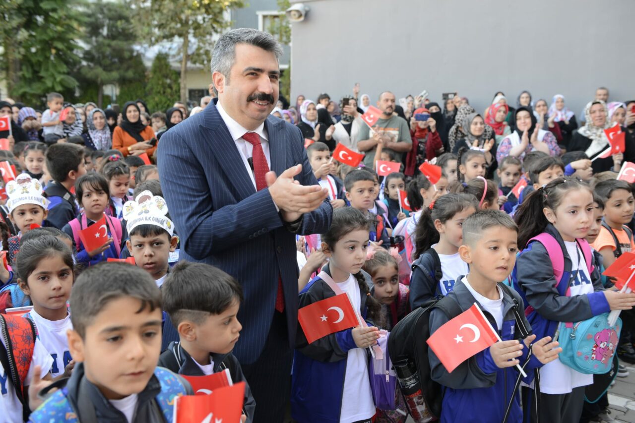 Bursa’da öğrencilere kırtasiye desteği! Başvurular başladı