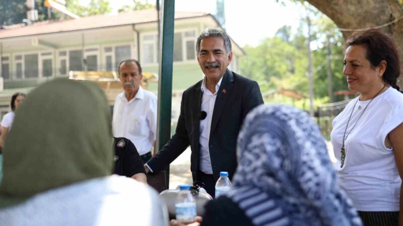 Başkan Deviren: Haydariye’ye sahip çıkıyoruz Gemlik Belediye Başkanı Şükrü Deviren, her hafta ilçenin farklı noktasında
