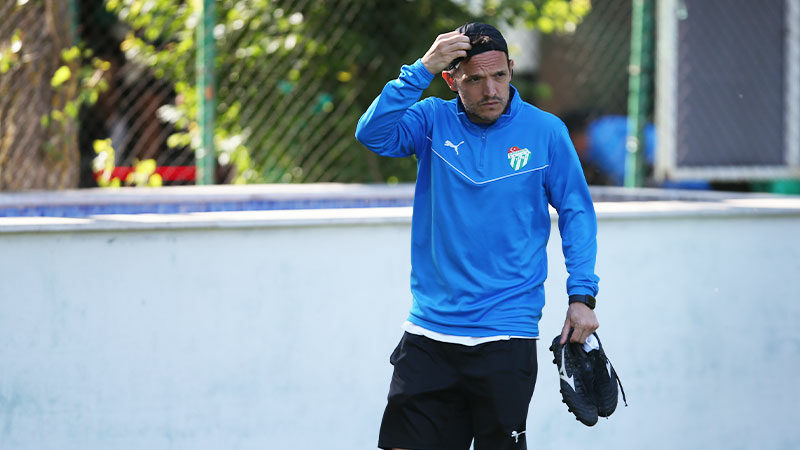İşte Batalla’nın en güvendiği isim! Bursaspor futbolcusu Taha Can Velioğlu, 5 lig maçının tamamında sahada
