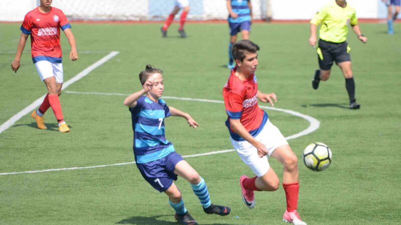 Bursa amatörden Avrupa’ya! Bursalı genç futbolcu Sertan Vatansever, Bulgaristan’ın son yıllarda yükselen değeri