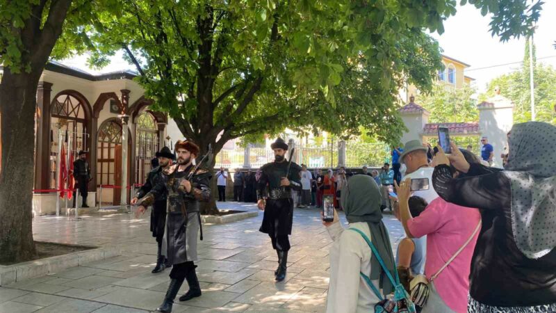 Bursa’yı tanımak için engel yok Bursa Büyükşehir Belediyesi, ‘Engelsiz Turizm’ projesiyle özel ilgiye ihtiyaç duyan