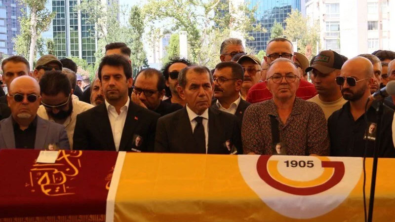 Aydemir Akbaş son yolculuğuna uğurlandı Aydemir Akbaş son yolculuğuna uğurlandı