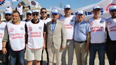 Bursa’da işten çıkarımlara büyük protesto! Belediye Başkanı da oradaydı…