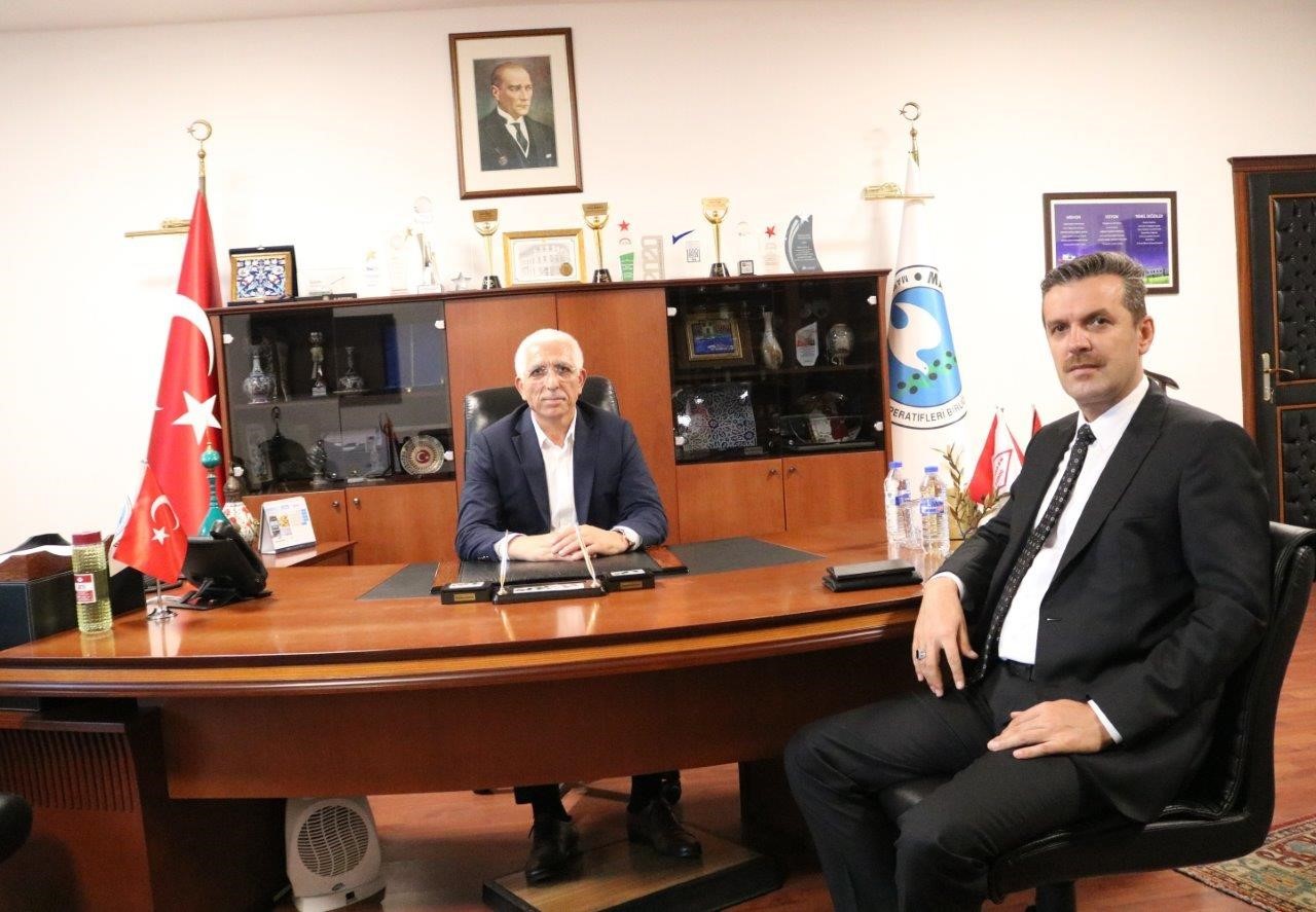 İl Tarım Müdürü İbrahim Acar’dan Marmarabirlik’e ziyaret İl Tarım Müdürü İbrahim Acar’dan Marmarabirlik’e ziyaret