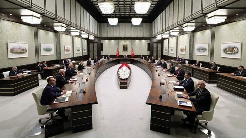 Gözler kabine toplantısında! Ortadoğu gerilimiyle ilgili hangi kararlar çıkacak? Cumhurbaşkanlığı Kabinesi yarın toplanıyor. Gündemdeki konulardan biri Ortadoğu'da artan gerilim...