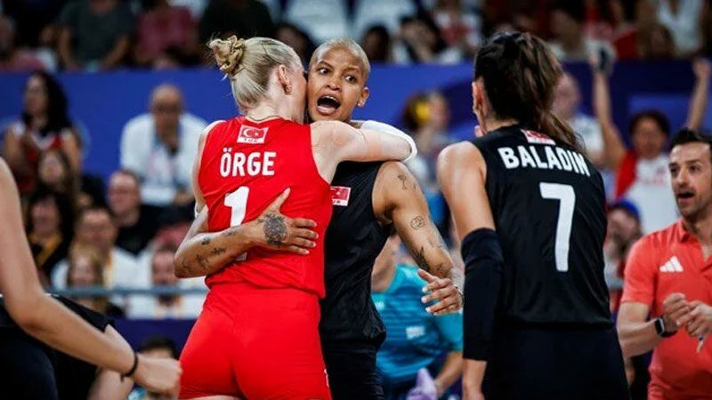 A Milli Kadın Voleybol Takımı, Paris 2024 C Grubu'nda Dominik