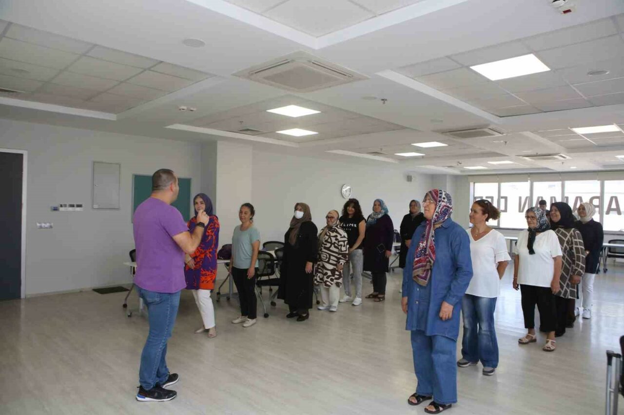 Bursa'da Nilüferli kadınlar drama ile iletişimini güçlendiriyor 1 niluferli kadinlar drama ile iletisimini guclendiriyor 1ce07d7