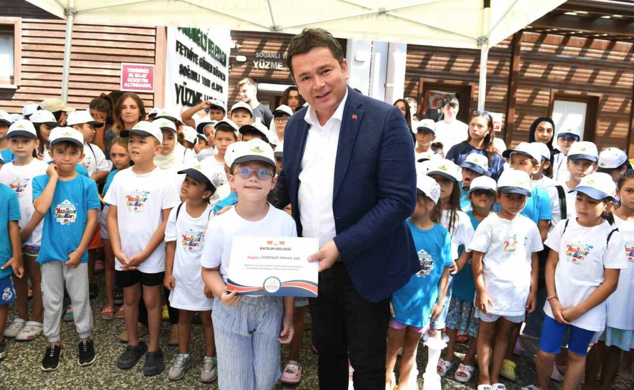 Osmangazi’nin kurslarında 6 bin öğrenci yüzme öğrendi