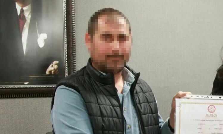 Bursa’da silahlı yaralama olayına karışan muhtar tahliye edildi Bursa’nın Orhangazi ilçesine bağlı Karsak Mahallesi'nin muhtarı Barış Genç, mahallede