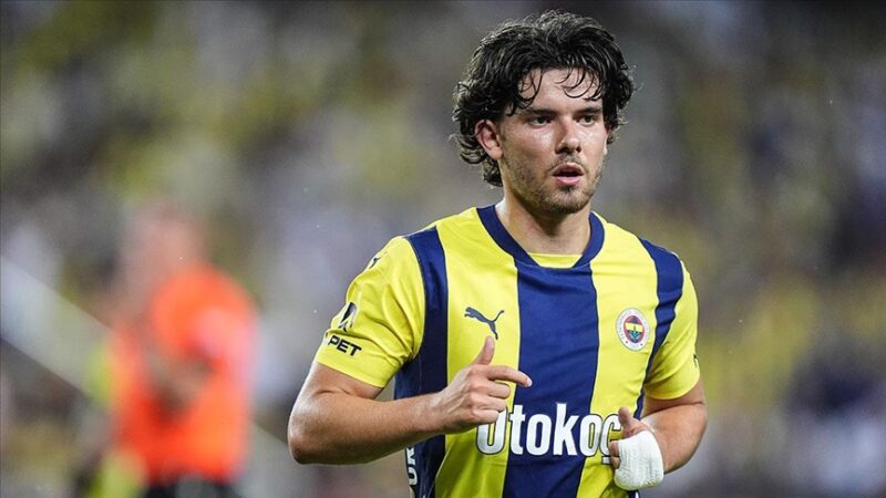Fenerbahçe, milli futbolcu Ferdi Kadıoğlu'nun İngiltere Premier Lig ekiplerinden Brighton'a