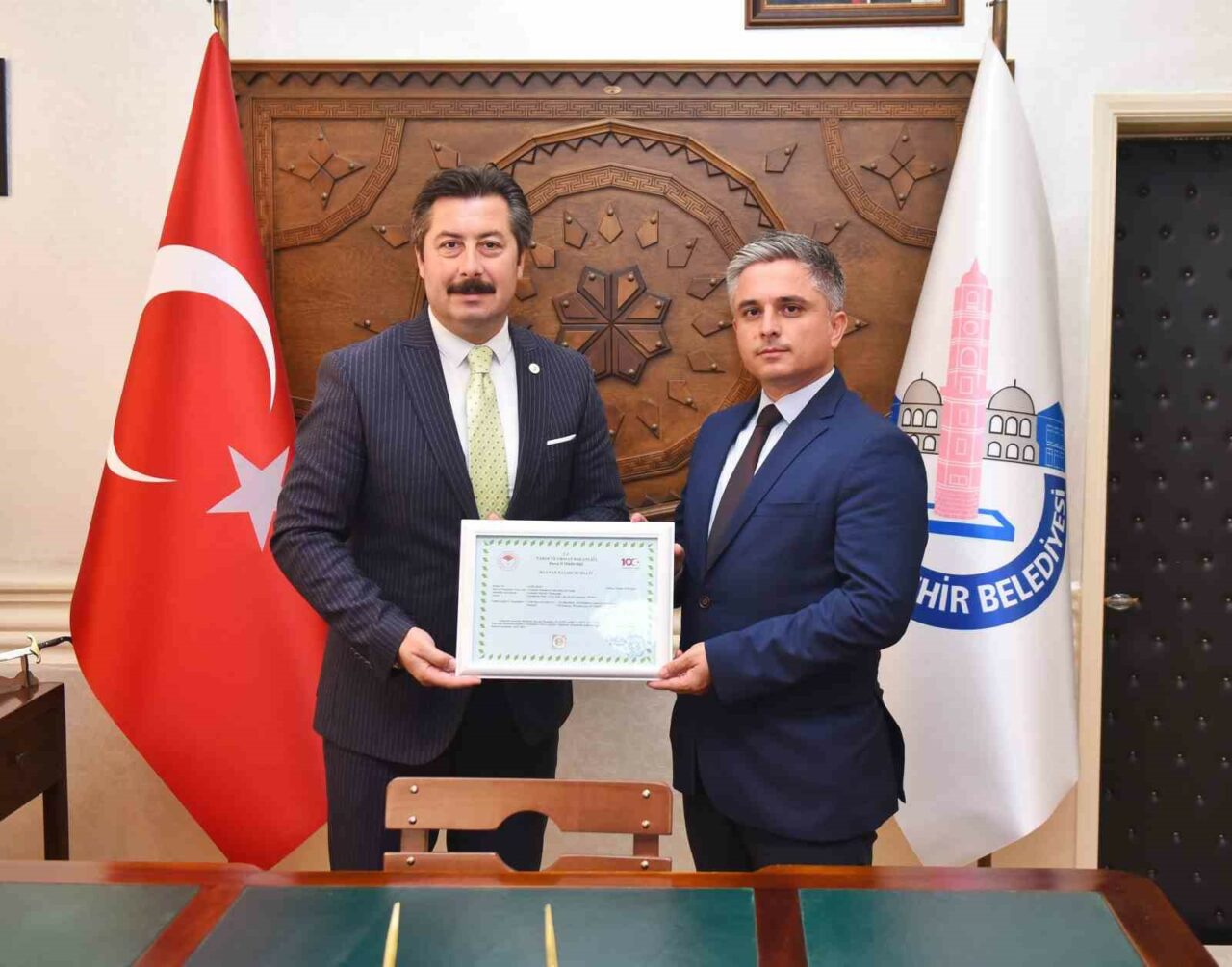 Bursa’da yıllardır kaçak işletilen pazara ruhsat müjdesi