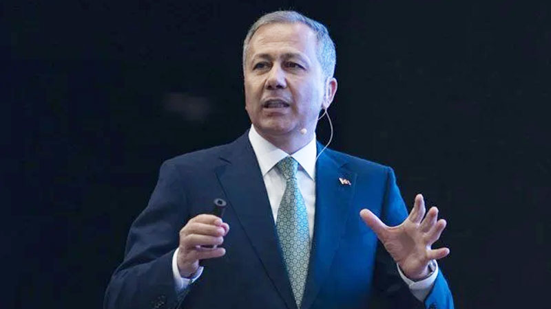 Bakan Yerlikaya: Halkı sokağa çağırmak sorumsuzluktur Bakan Yerlikaya: Halkı sokağa çağırmak sorumsuzluktur