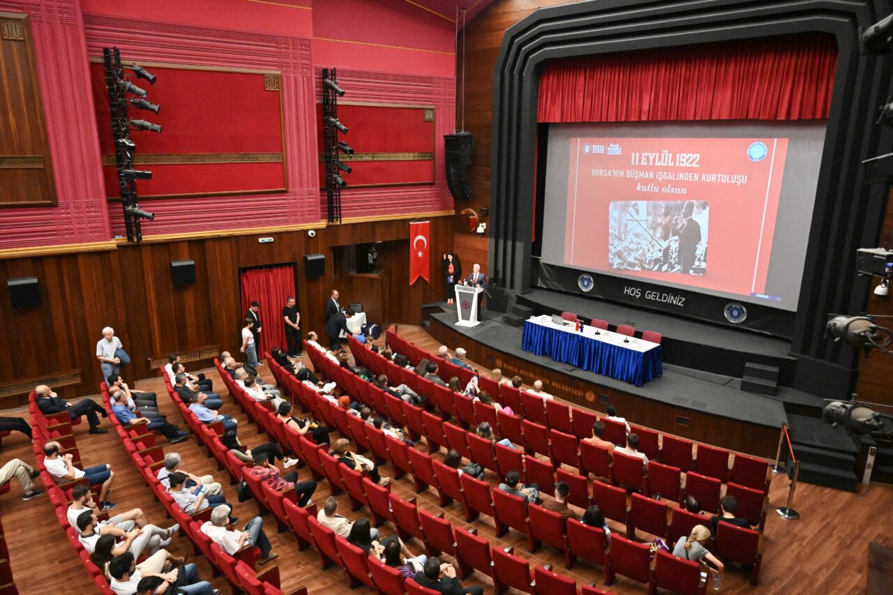 Bursa Büyükşehir’den ‘11 Eylül Kurtuluş Paneli’ 3 34646 MTY2ZTE3OT 2
