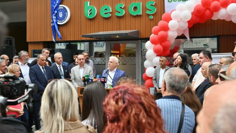Bursa’nın Gemlik ilçesinde BESAŞ hizmete girdi Bursa Büyükşehir Belediyesi’nin, vatandaşların uygun fiyatlı ve güvenilir gıdaya daha