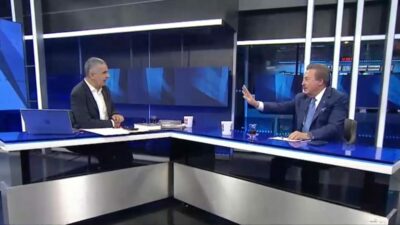 Devlet eski Bakanı Cavit Çağlar’dan gençlere altın öğütler