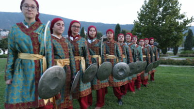 Bursa'da bu yıl kurulan Türkiye'nin ilk ve tek kadın kılıç