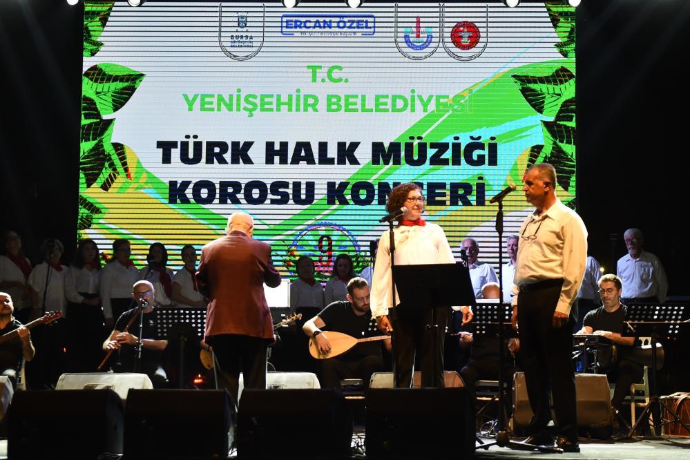 Bursa Yenişehir’de türkü gecesi 4 AW281838 02