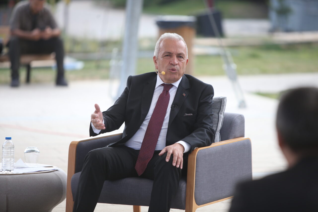 Nilüfer’deki inşaat firmalarına ve hak sahiplerine Başkan Özdemir’den flaş uyarı!