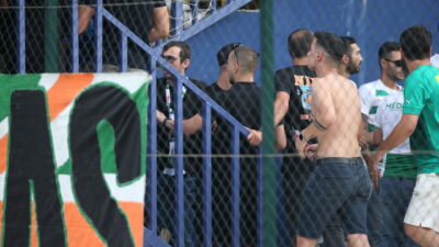 Bursaspor maçında neler oluyor? Taraftar stadı terk etti…