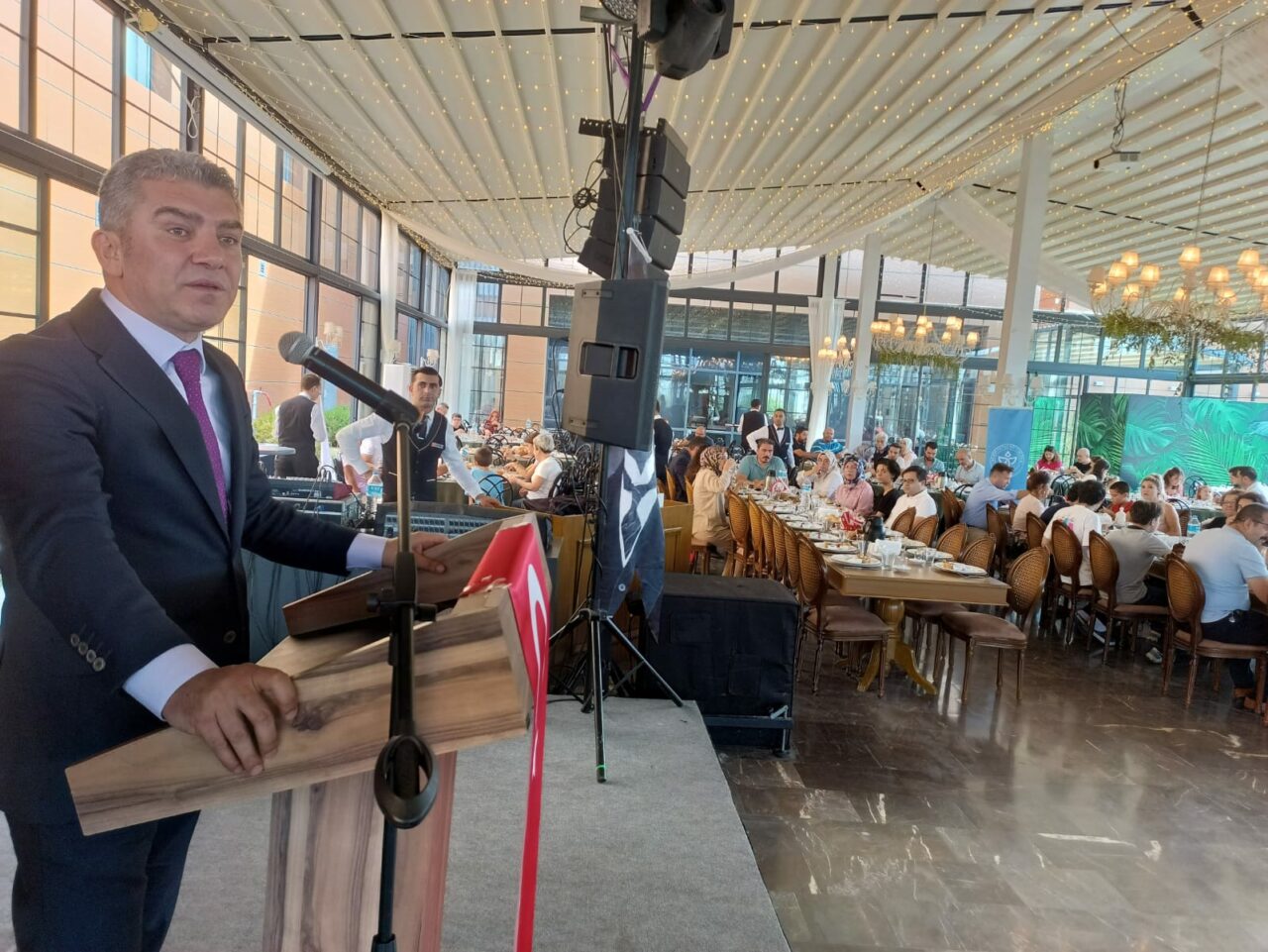 Hürriyetçi Eğitim-Sen Genel Başkanı Kuruoğlu; ‘Mücadelenin ateşini Bursa’da yakıyoruz’ Hürriyetçi Eğitim-Sen Genel Başkanı Kuruoğlu; ‘Mücadelenin ateşini Bursa’da yakıyoruz’