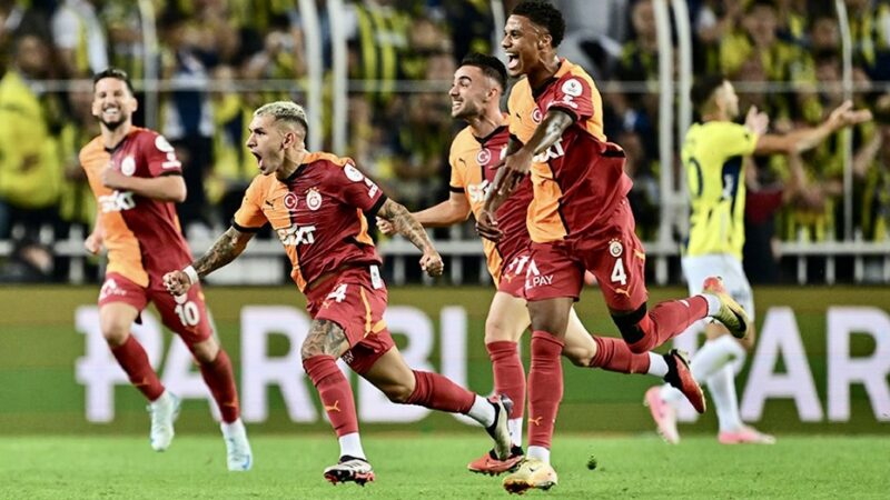 Trendyol Süper Lig'in 6. hafta mücadelesinde Fenerbahçe derbide Galatasaray'ı konuk
